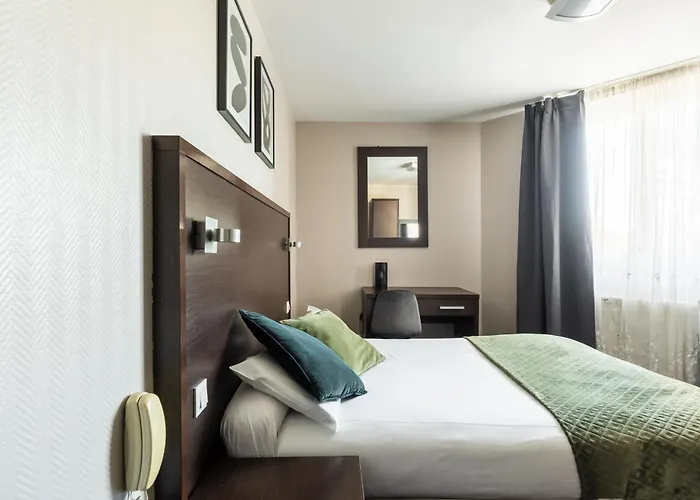 Hotel Bristol Nord Paris